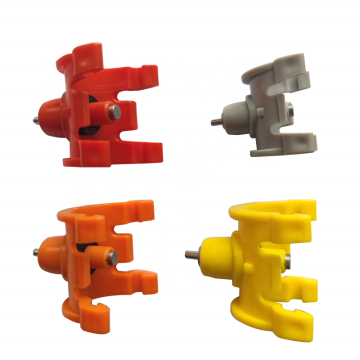 Poultry Water Chicken Feeder - Plastic Comedero Con Gancho Caballo Plasson Nipple Drinker