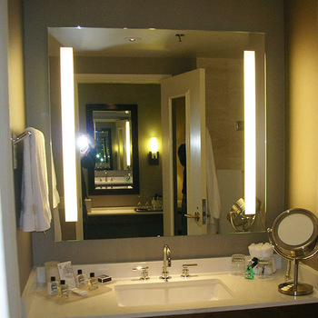 Modern Bathroom Illuminated LED Mirror
