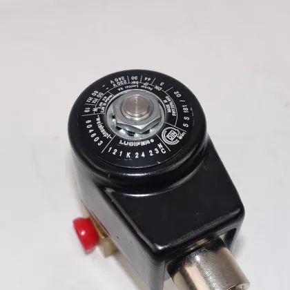 PARKER OIL BURNER VALVE 121K2423
