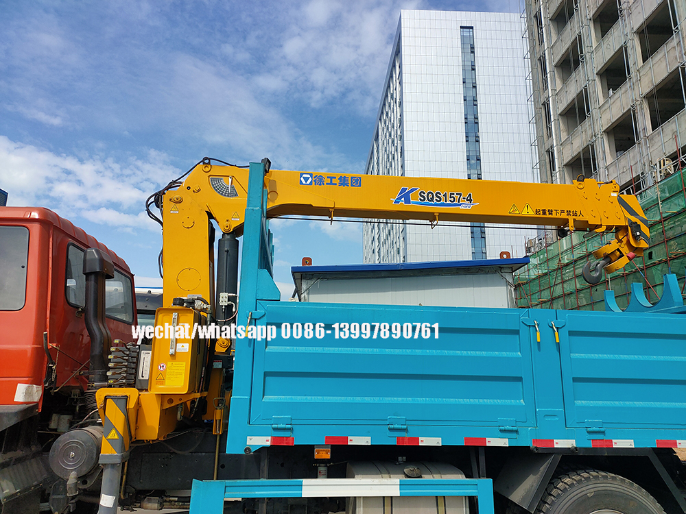 Truck Loaded Crane Jpg