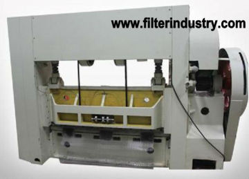 Hexagonal mesh expanded metal machine
