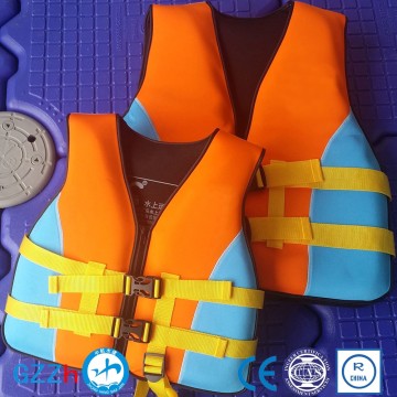 2016customised safety yellow cheap SOLAS approved inflatable life vest with towable