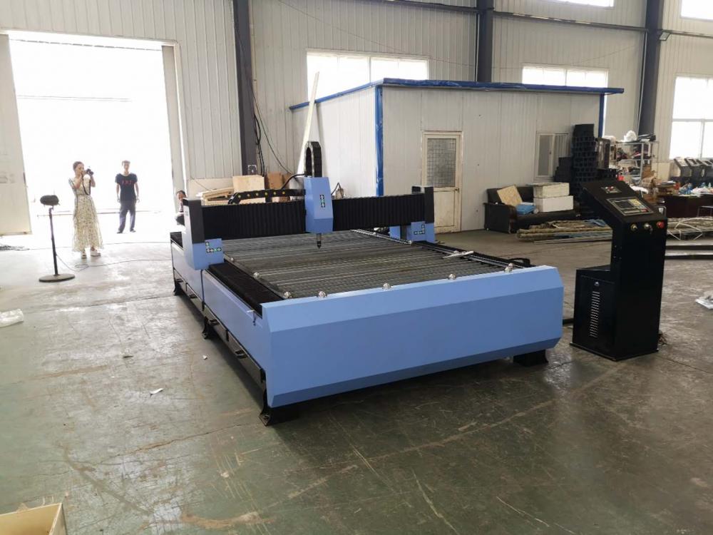 CNC Plasma Cutter Machine 200A