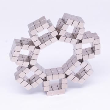 ลูกบาศก์แม่เหล็ก Neodymium