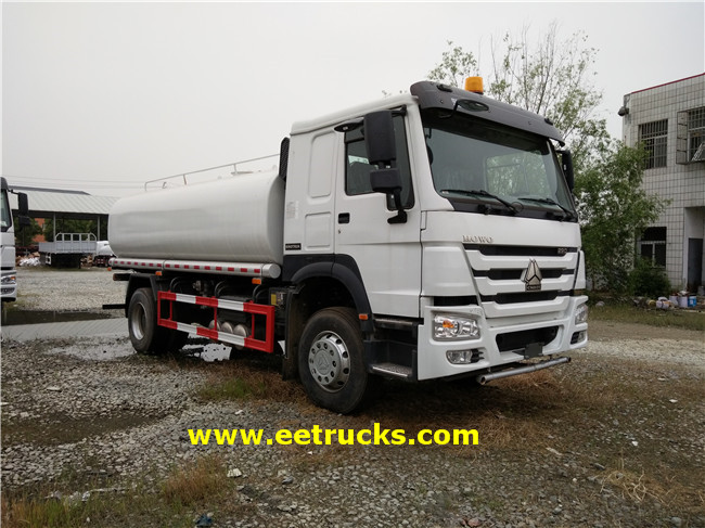 HOWO 9000 Litres Water Tanker Trucks