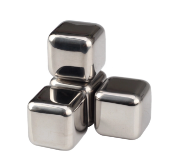 Stainless steel ice cubes for Whiskey