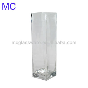 clear glass flower vase