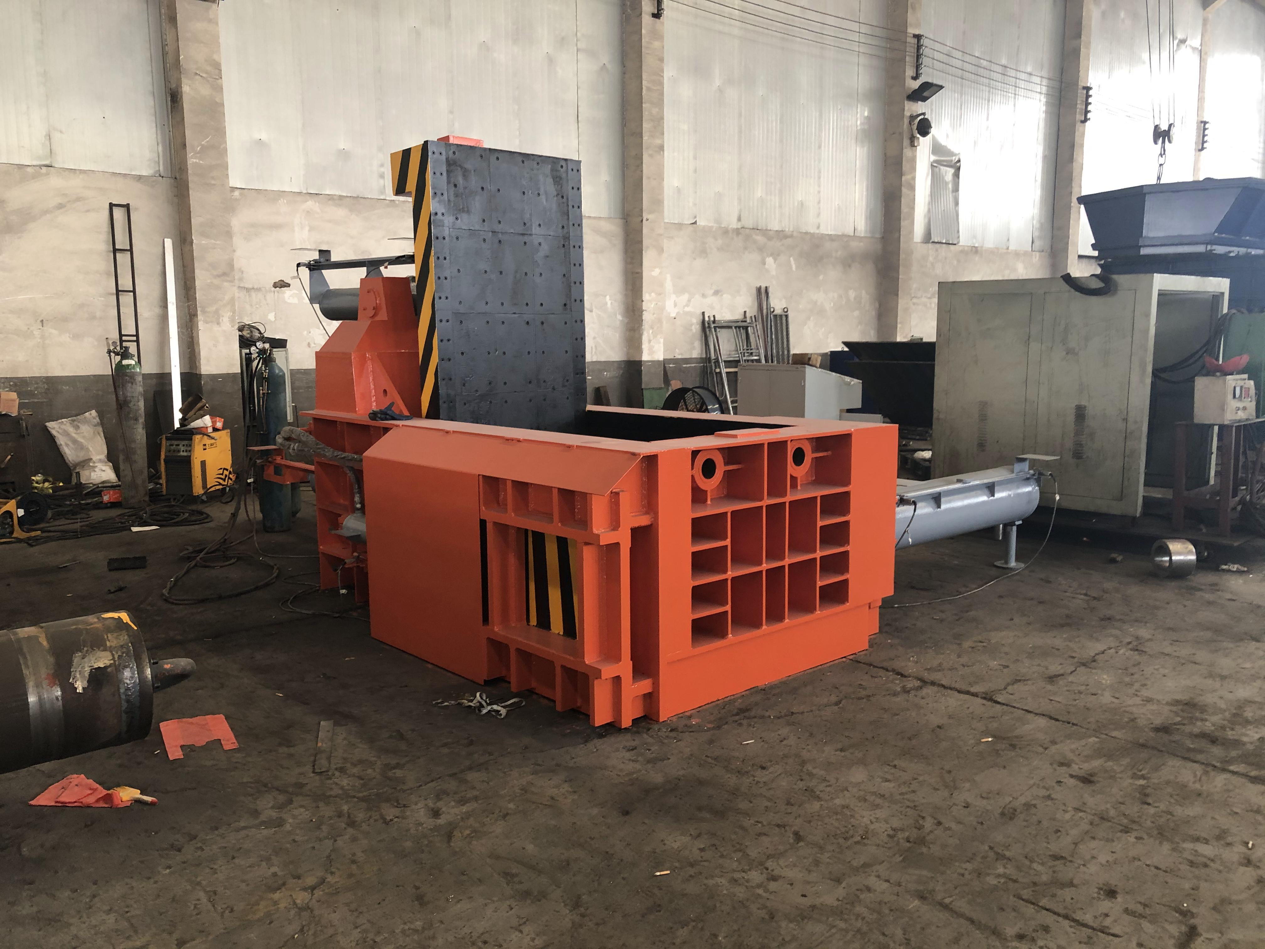 Hydraulic Automatic Push-out Metal Baler for