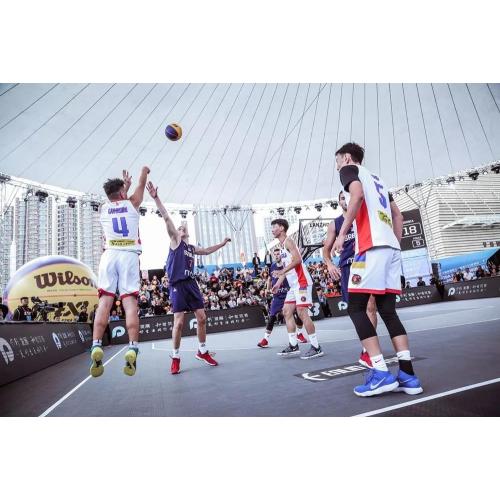 Corte de basquete esportiva ao ar livre profissional