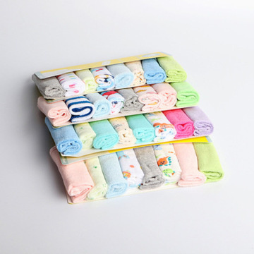 8pcs/pack Cotton Newborn Baby Towels 22.9*22.9CM Saliva Towel Nursing Towel Bibs Feeding Square Towels Handkerchief Small Towels