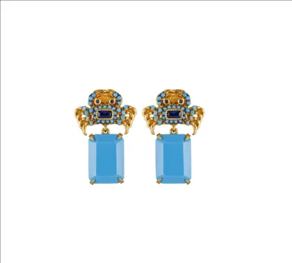 Trendy Crab Shape Gold Earrings 2023