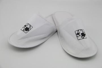 Sandal kamar Hotel kustom dengan cetak Logo