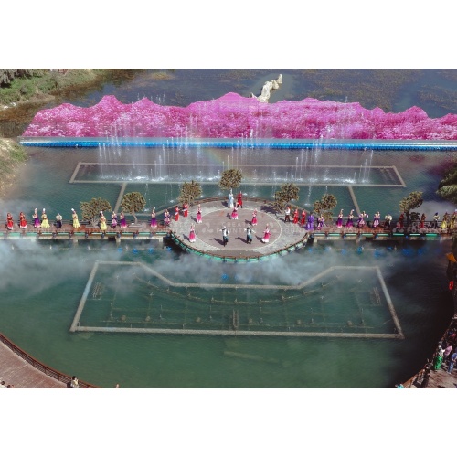 น้ำพุเต้นรำลอยน้ำสำหรับทะเลสาบ