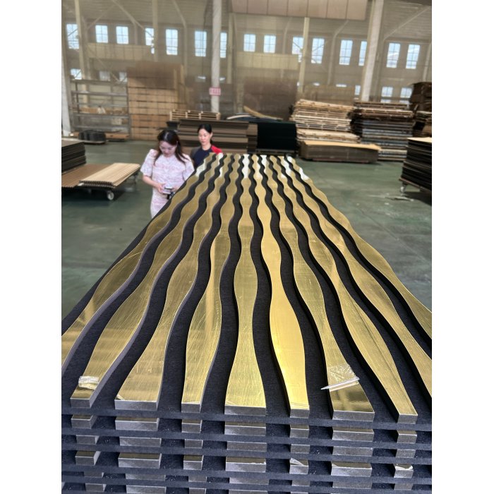 Các tấm âm thanh tích hợp cạnh liền mạch Thiết kế thẩm mỹ hiện đại không gian dân cư thương mại Tùy chọn kích thước tùy chỉnh