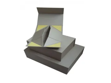 Apparel Corner Folding Gift Paper Box