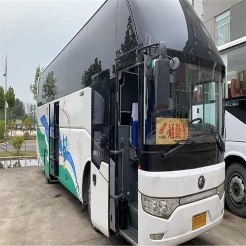 Ônibus Yutong com AC e TV