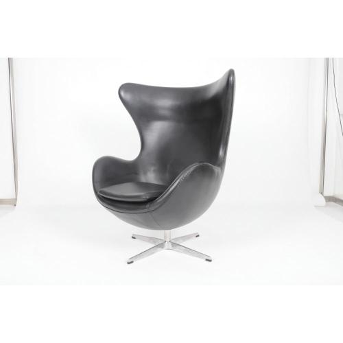 The Fritz Hansen Egg Chair Replica