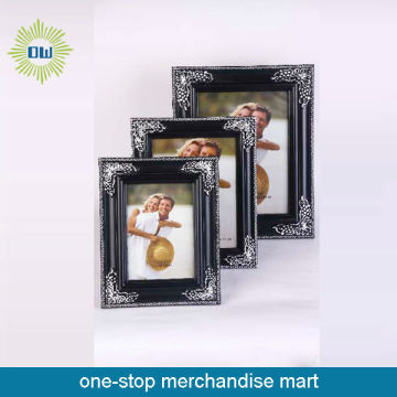 Classic Plastic Photo Frame