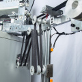 Máquina de moldagem de injeção de zíper plástico automático