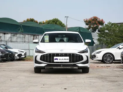 2025 MG MG5 Gasoline Sedan Car