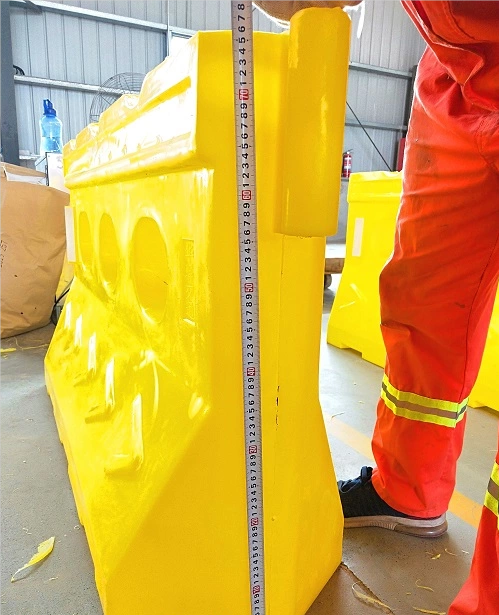 Road Safety Barrier Factory Price Plastic