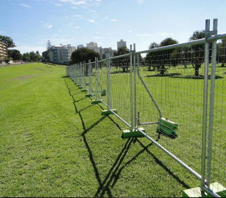 Canada Road Control Barriers Temporary Fence