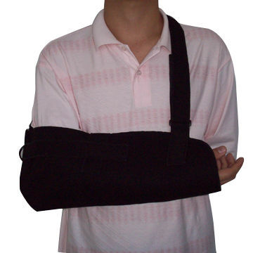 Foam arm sling, lightweight and easy to use