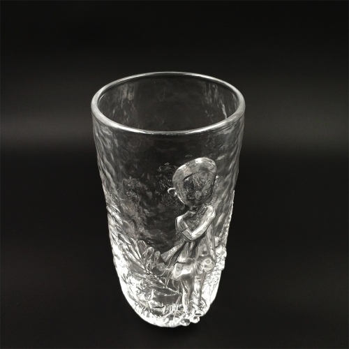 Hammer finish angel pattern glass cup