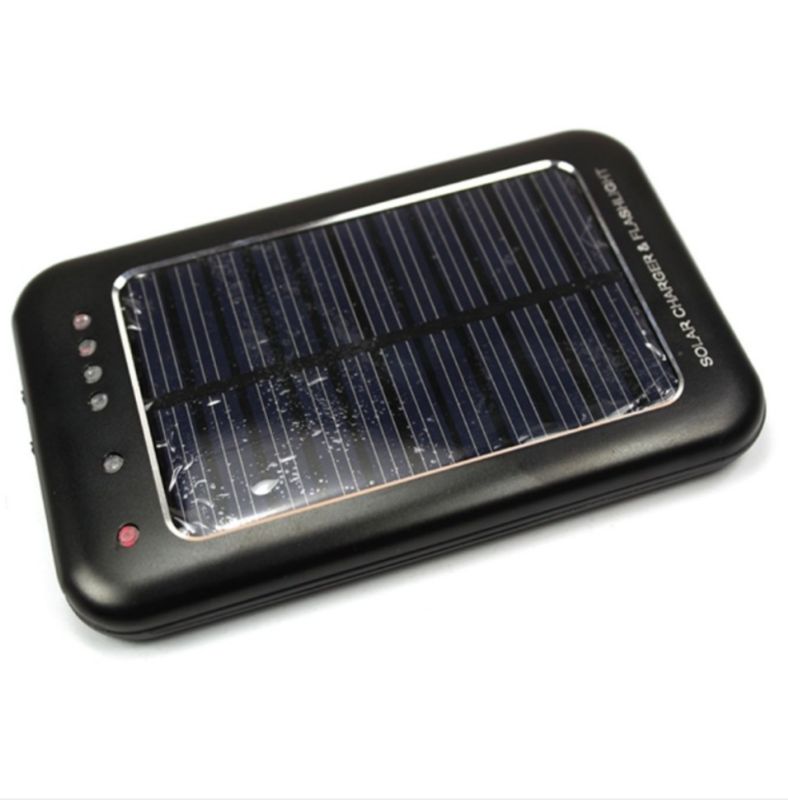 2600mAh Multi-Function Solar Battery Charger with Flashlight