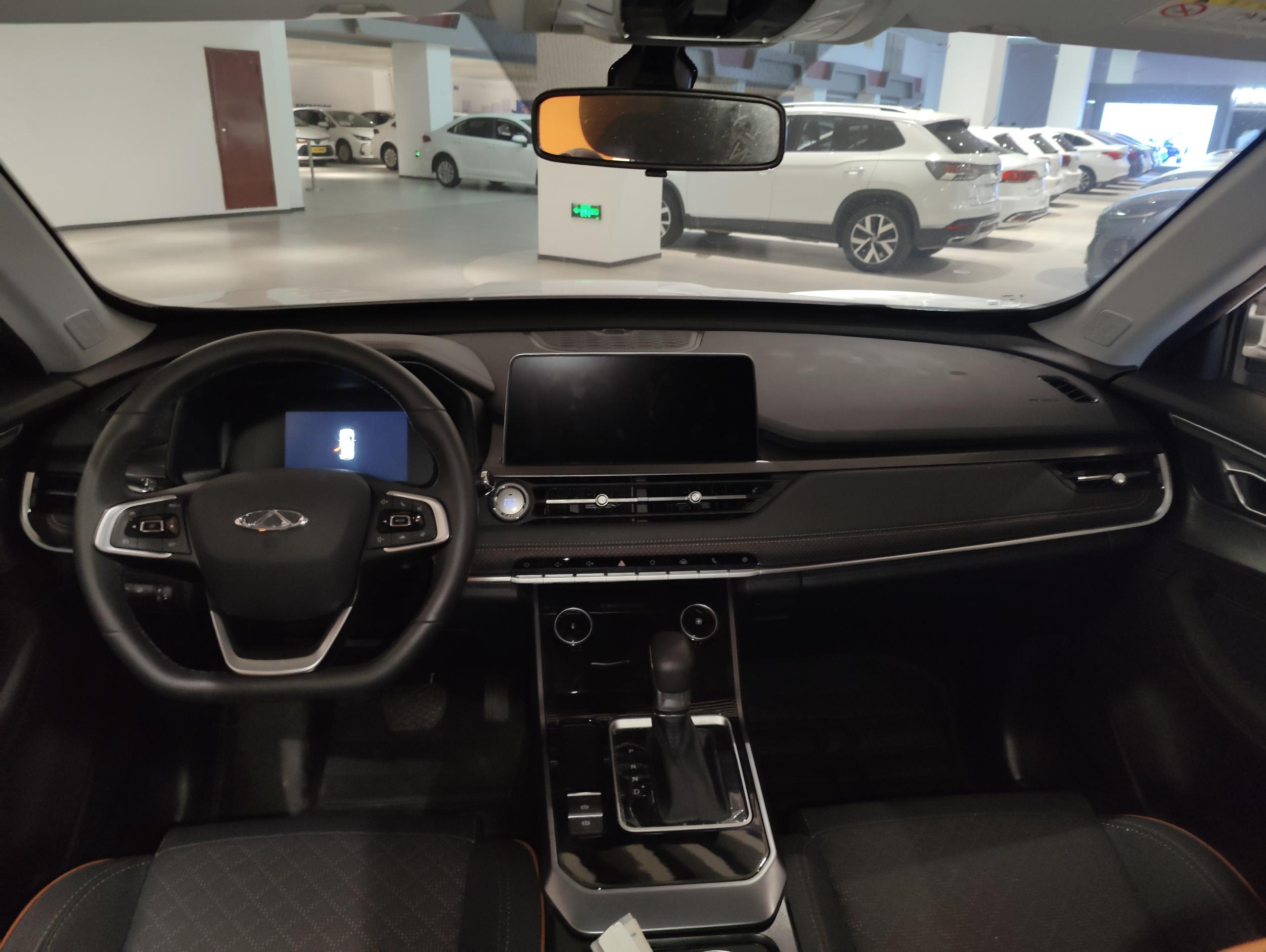 Large screen and smooth voice control