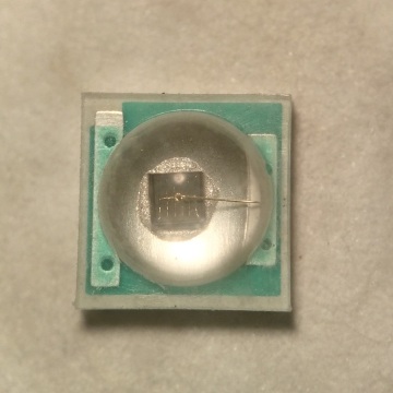 Vista superiore 3535 Dimensione del pacchetto da 1W Montaggio superficiale a 1200 nm diodo di potenza a infrarossi