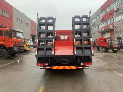 FAW heavy machinery equipment transportation flat truck
