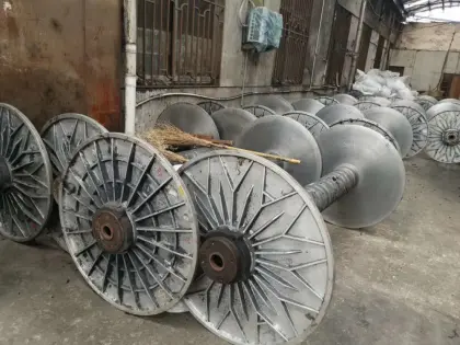 Textile machine parts warp beam