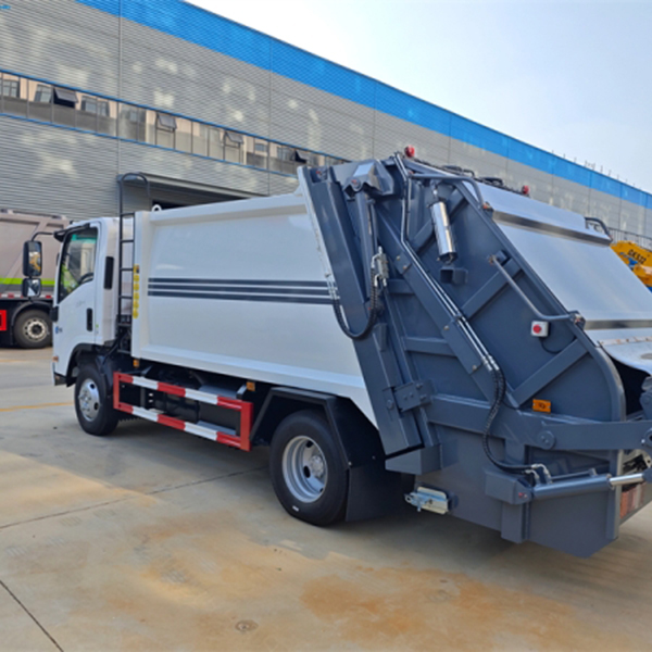 ISUZU KV100 4x2 8cbm Compact Truck for Advanced Garbage Management
