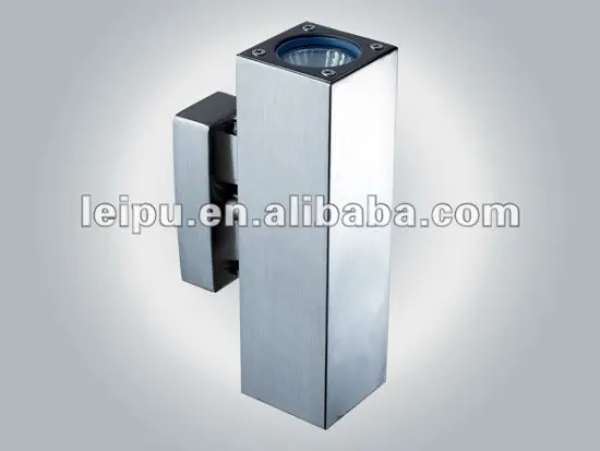 Squred stainless steel wall light