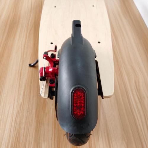 Складной черный кленовый электрический скутер для взрослых