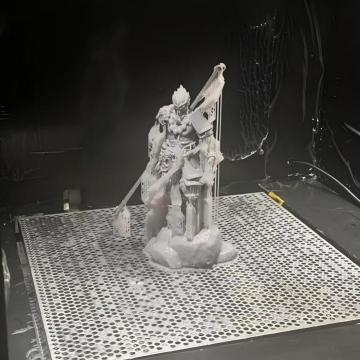 3D-печатный прототип мифического воина из смолы