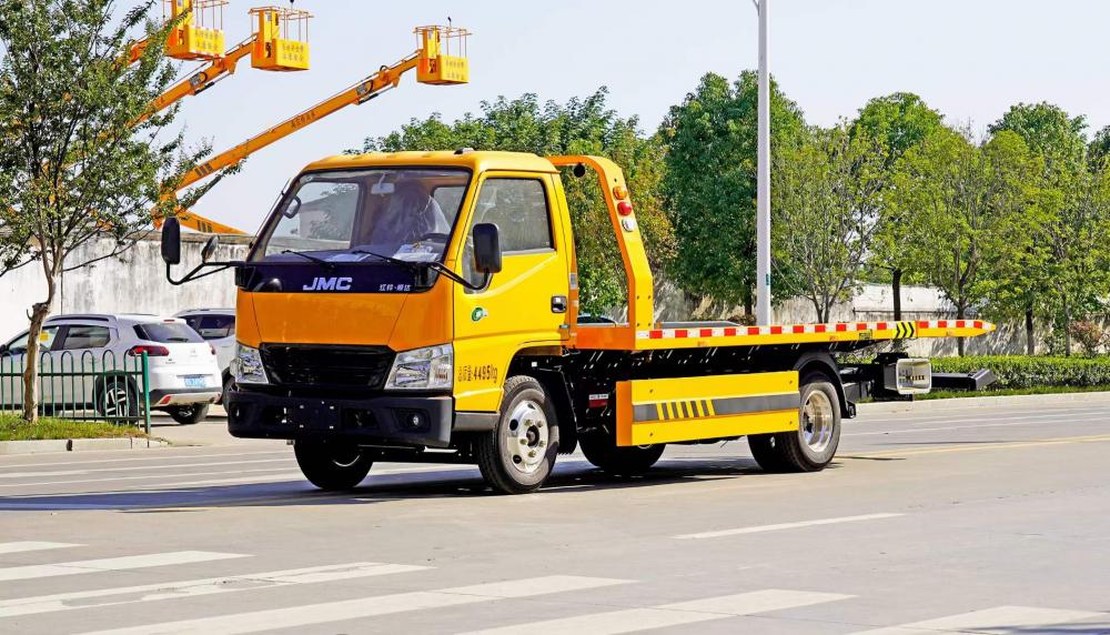 Jiangling Lightweight One Tow Two Wrecker