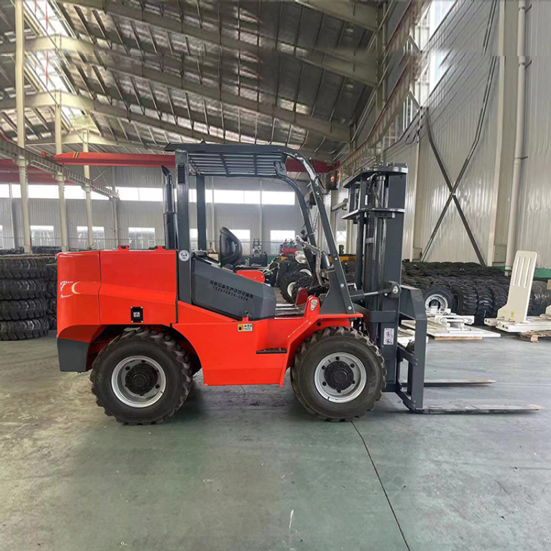 3.5 Ton 4WD Forklift: Rough Terrain Diesel Truck for Off-Road Applications