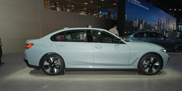 BMW I3