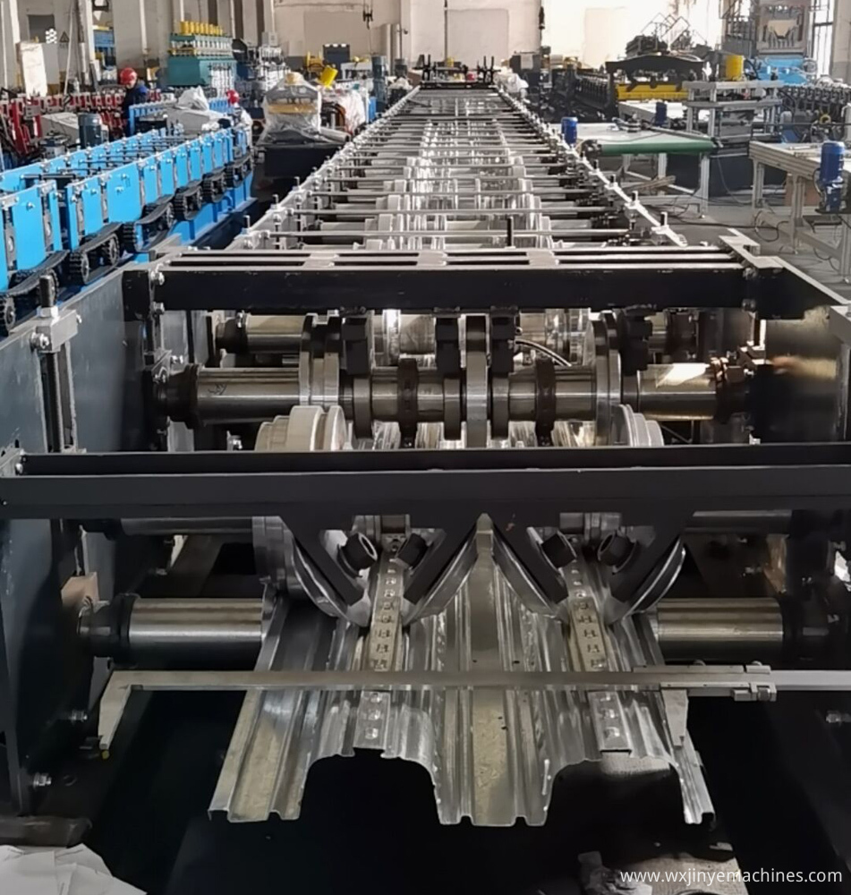 Precision Roll Forming Machine