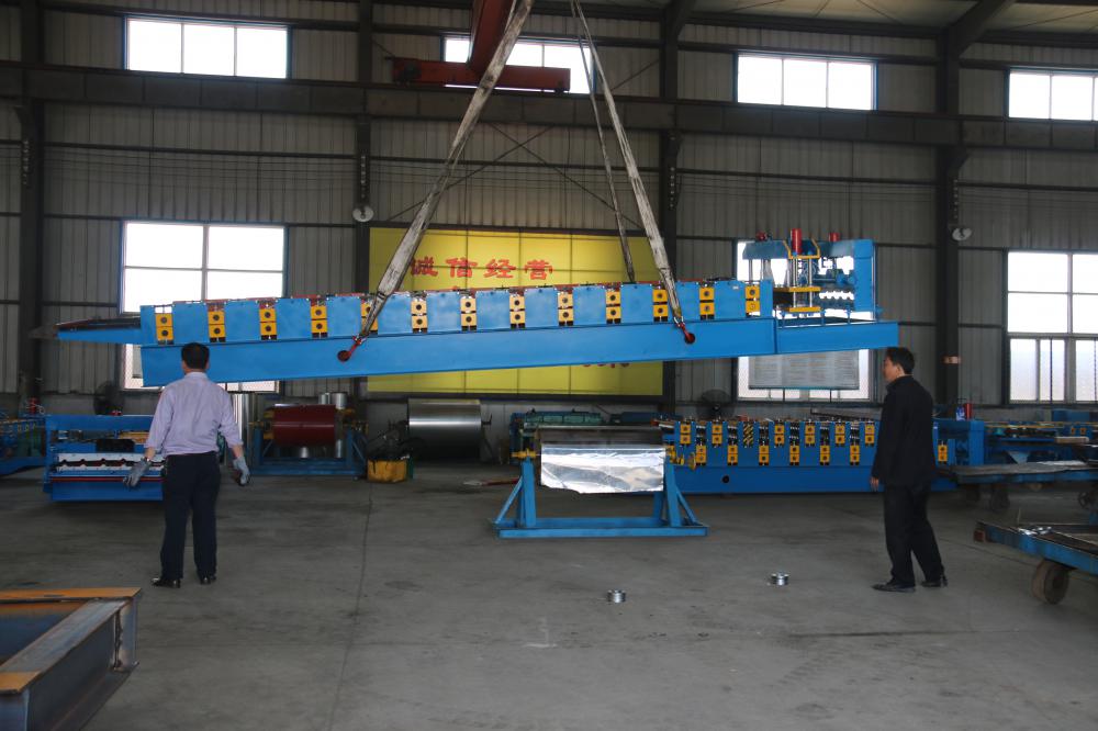 Superior Quality Colored glazed steel roof Tile roll forming machine