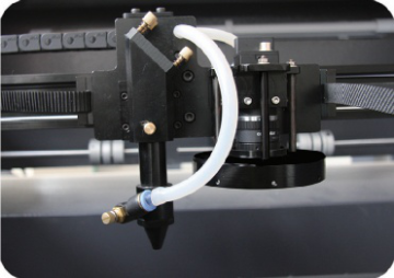 Richpeace Camera-Oriented Laser Cutting Machine