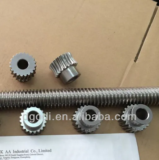 customized long worm gear shafts with many sets of steel worm wheel
