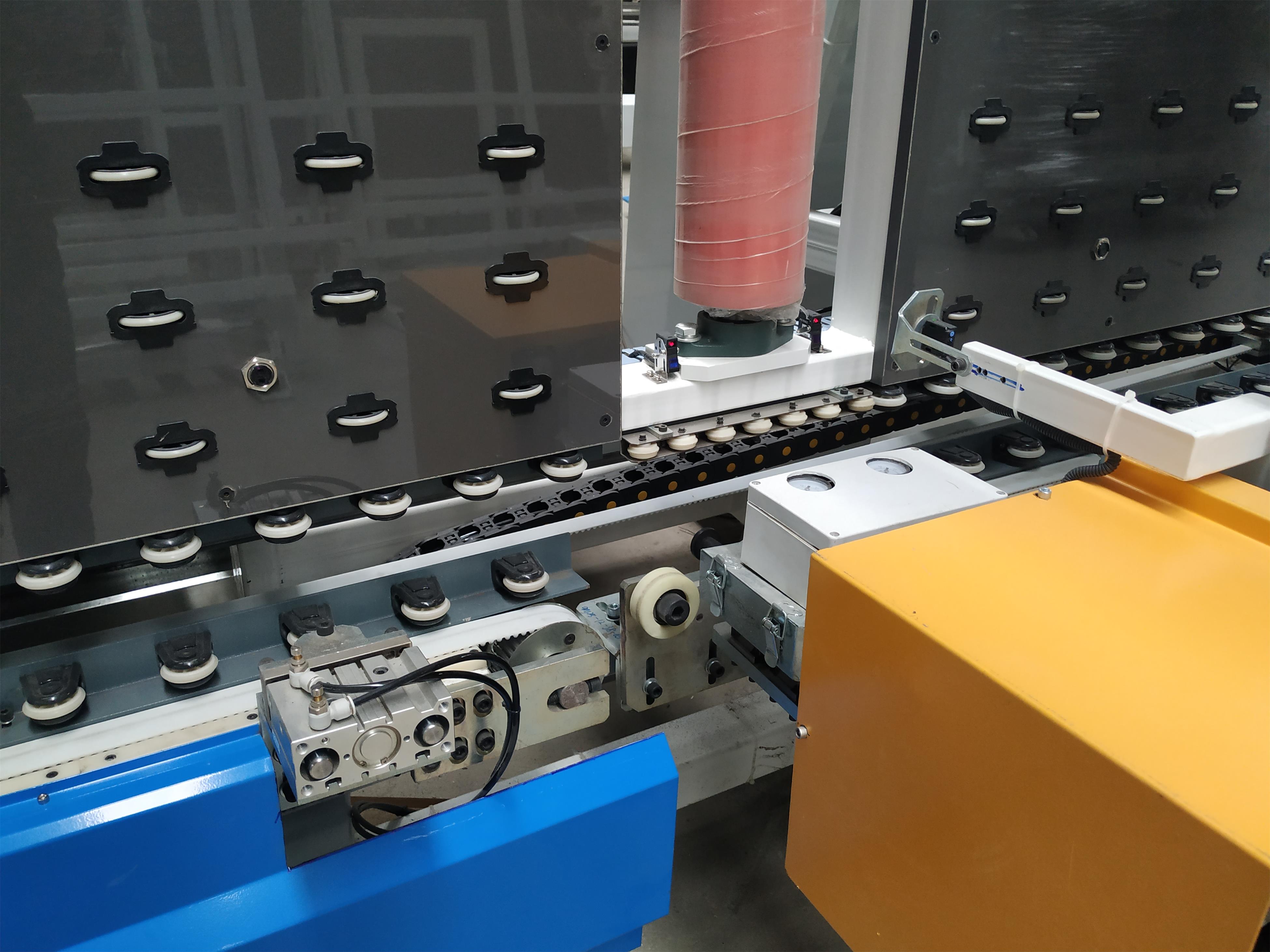 Automatic Insulating Glass Vertical Edge Deletion Machine China