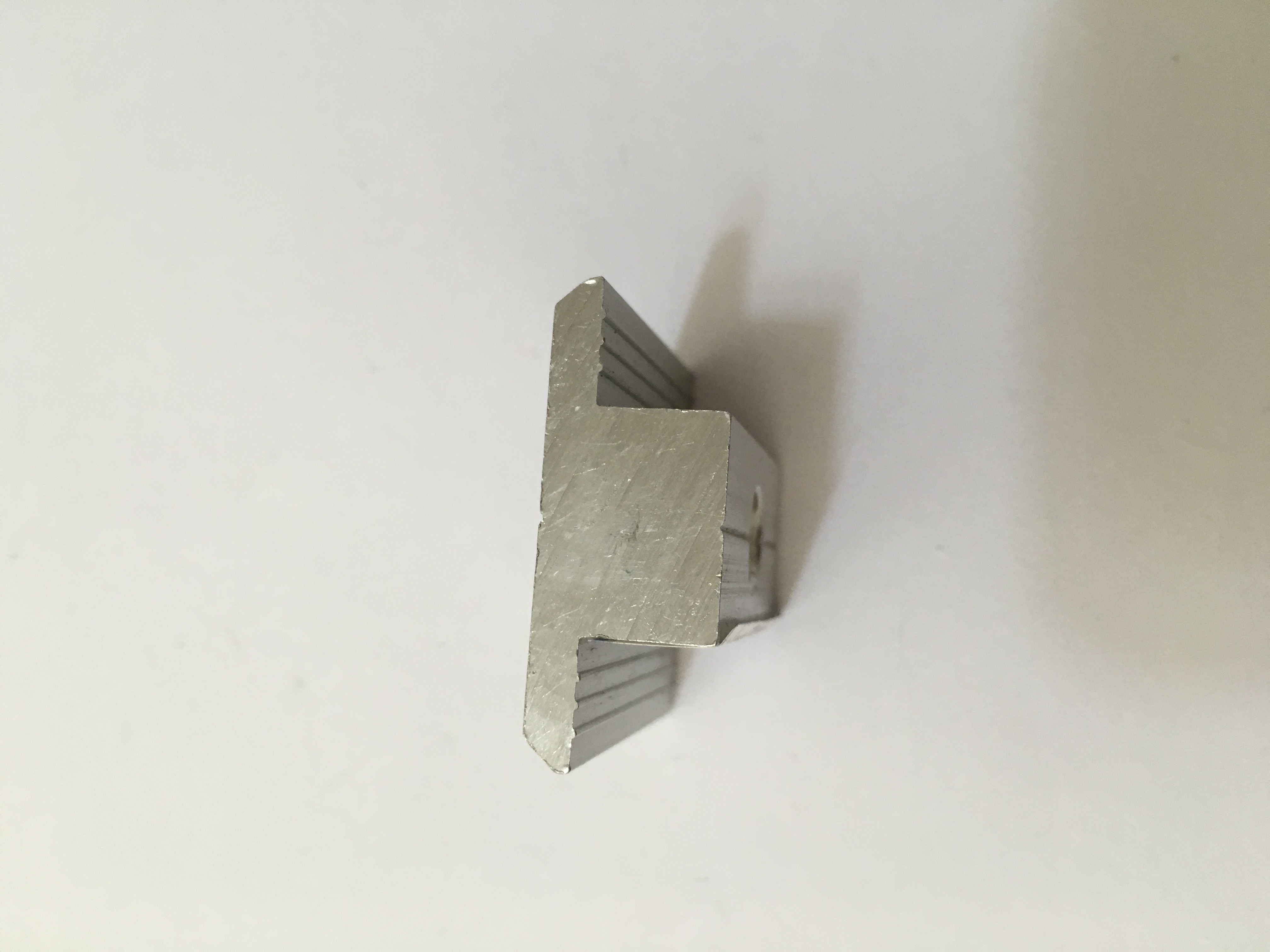 Aluminum Mid Clamps for Solar mounting system