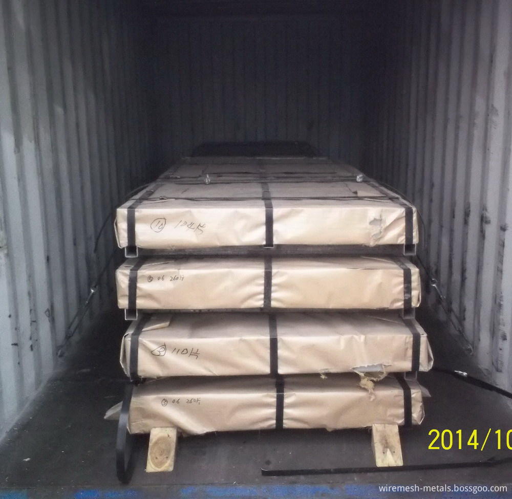 Cold rolled sheet in steel sheets on loading (4)