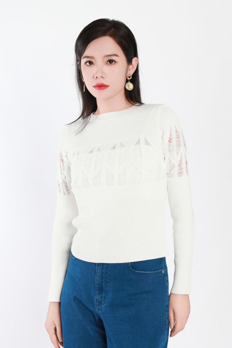 Crew-neck Long-sleeved Woolen Blouse