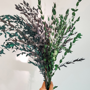 Immortal Fine Leaf Eucalyptus Aromatherapy Candle with Dry Flowers and Preserved Plants for Home and Restaurant Decoration
