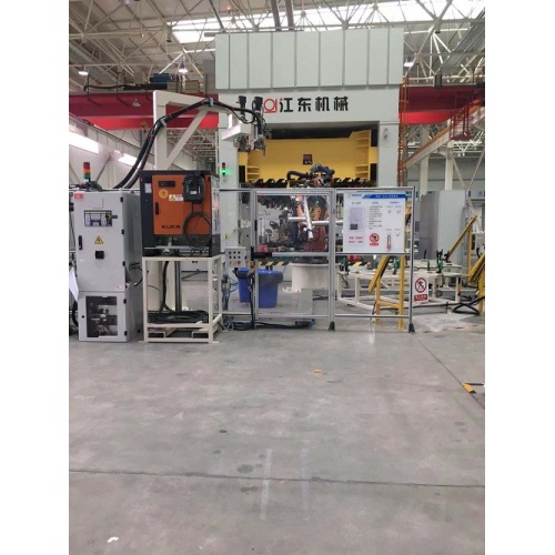 Internal forming and pressing machine